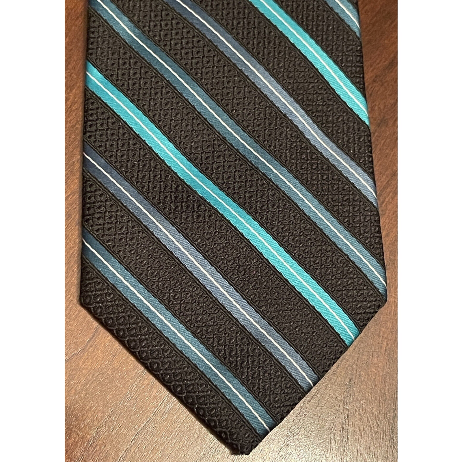 J. Ferrar Black Green 100% Polyester Men’s Neck Tie Made In China